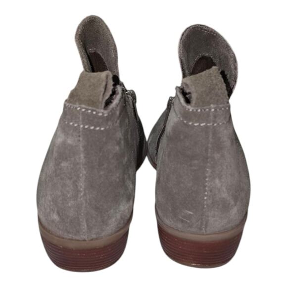 Diba Layla Taupe Tan Suede Booties Size 7 New - Picture 5 of 8